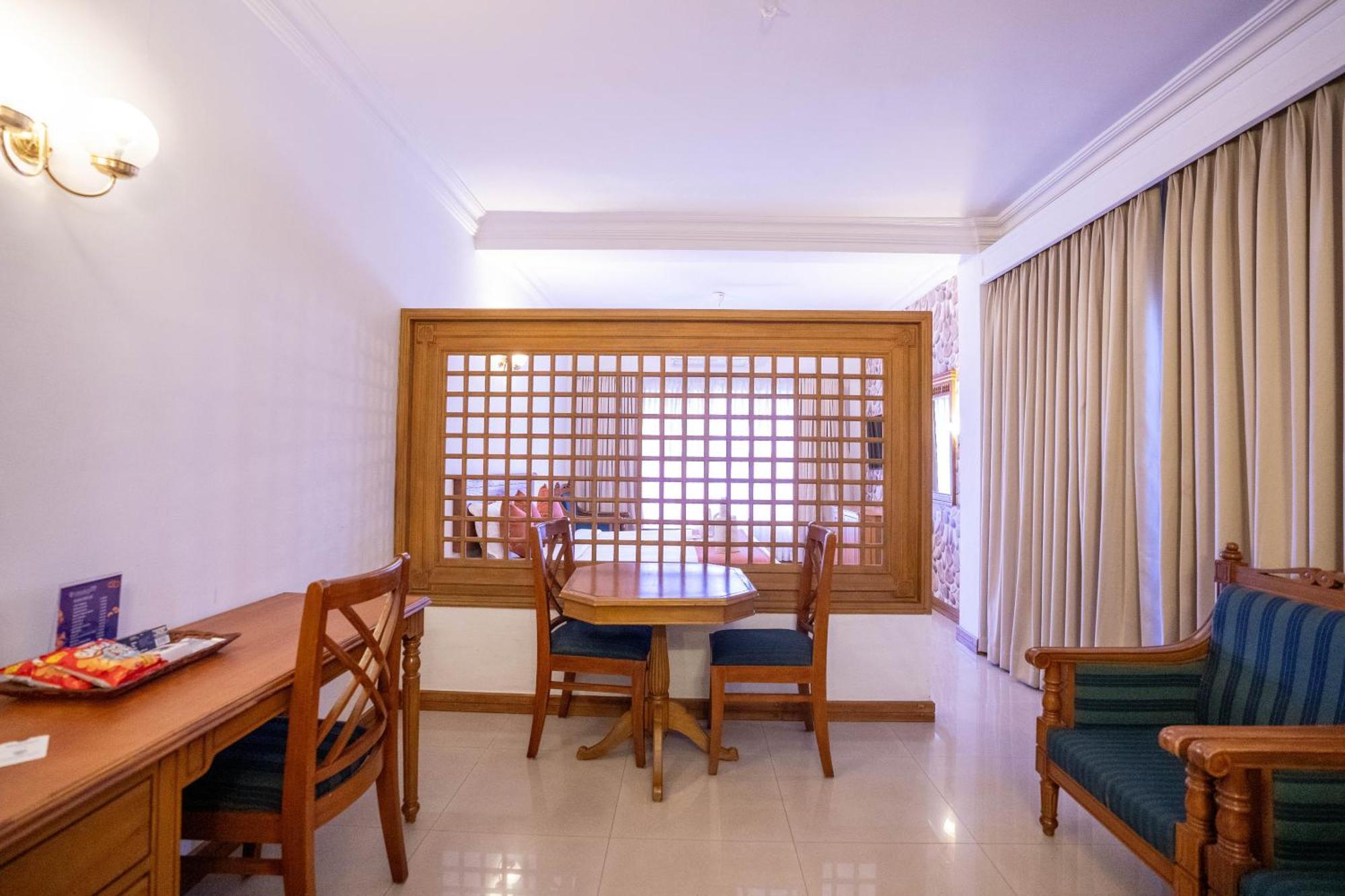 Casino Hotels Ltd Thrissur Exteriér fotografie